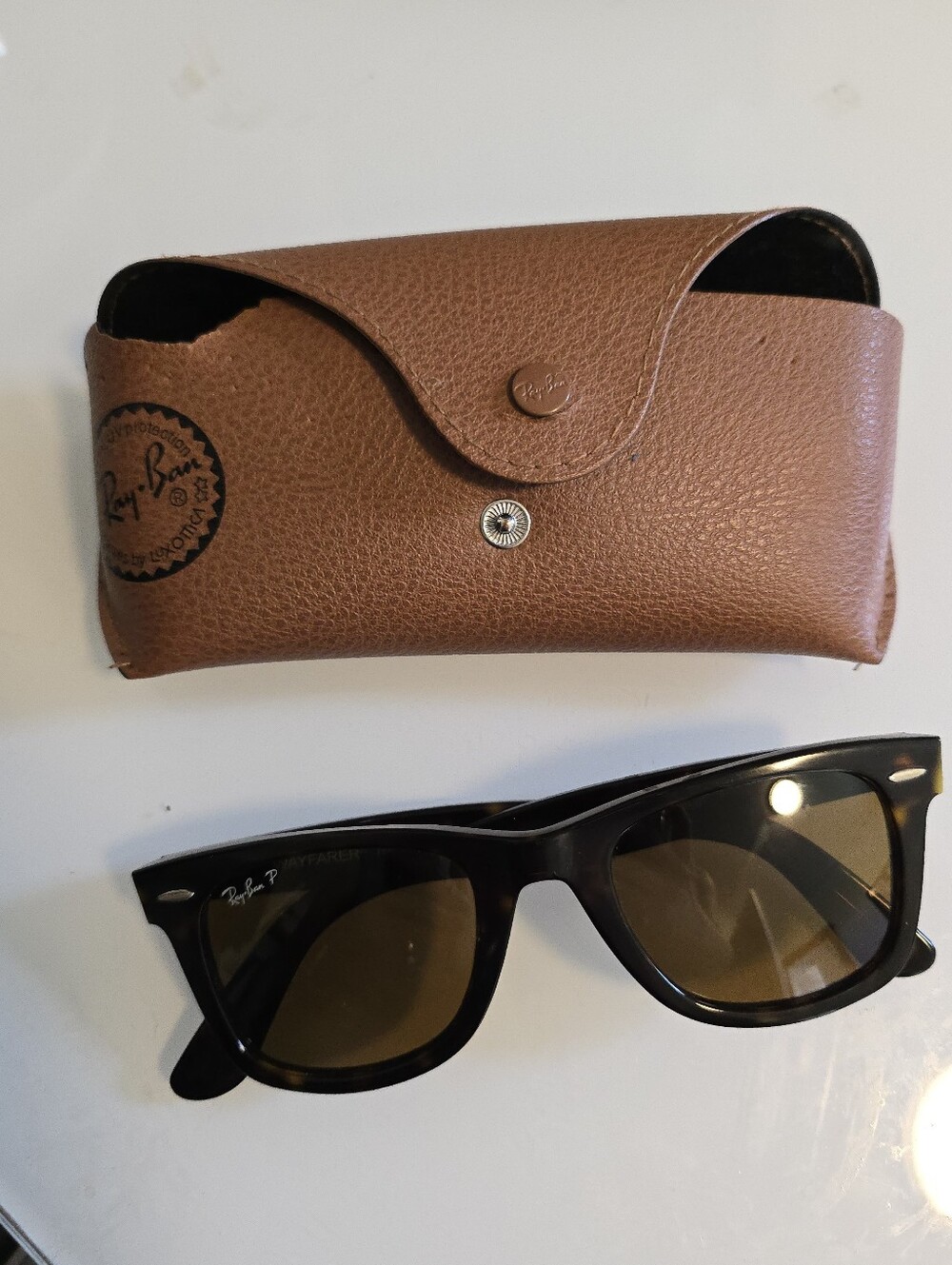 RAYBAN Wayfarer Sunglasses